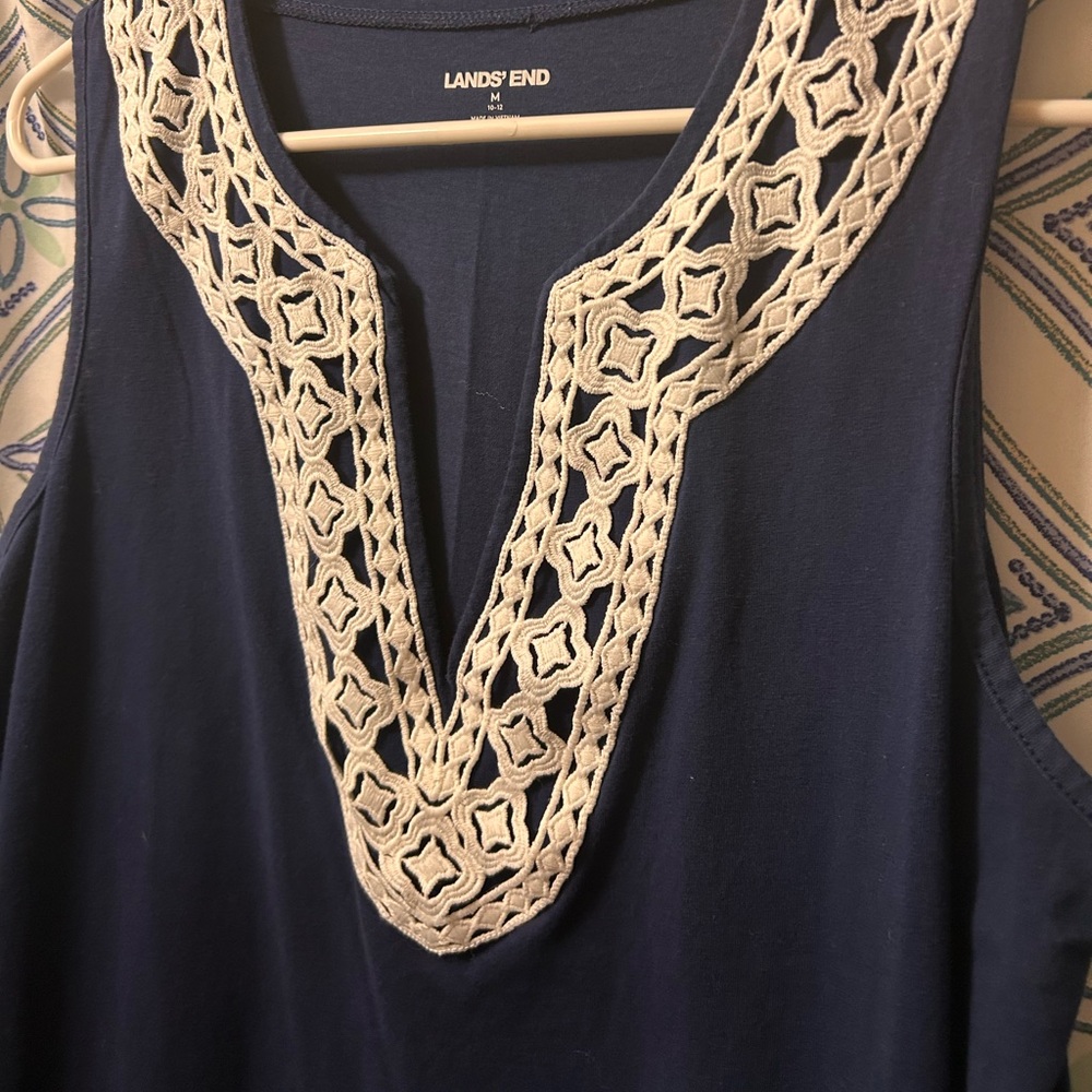 NWOT LAND’S END Navy Blue Women's Dress/Tunic with Cream Embroidery, sleeveless - Picture 2 of 10